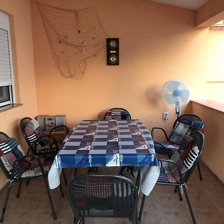 Apartman Luka Vir Apartment Ngoại thất bức ảnh