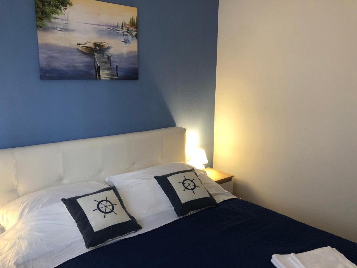 Apartman Luka Vir Apartment Ngoại thất bức ảnh