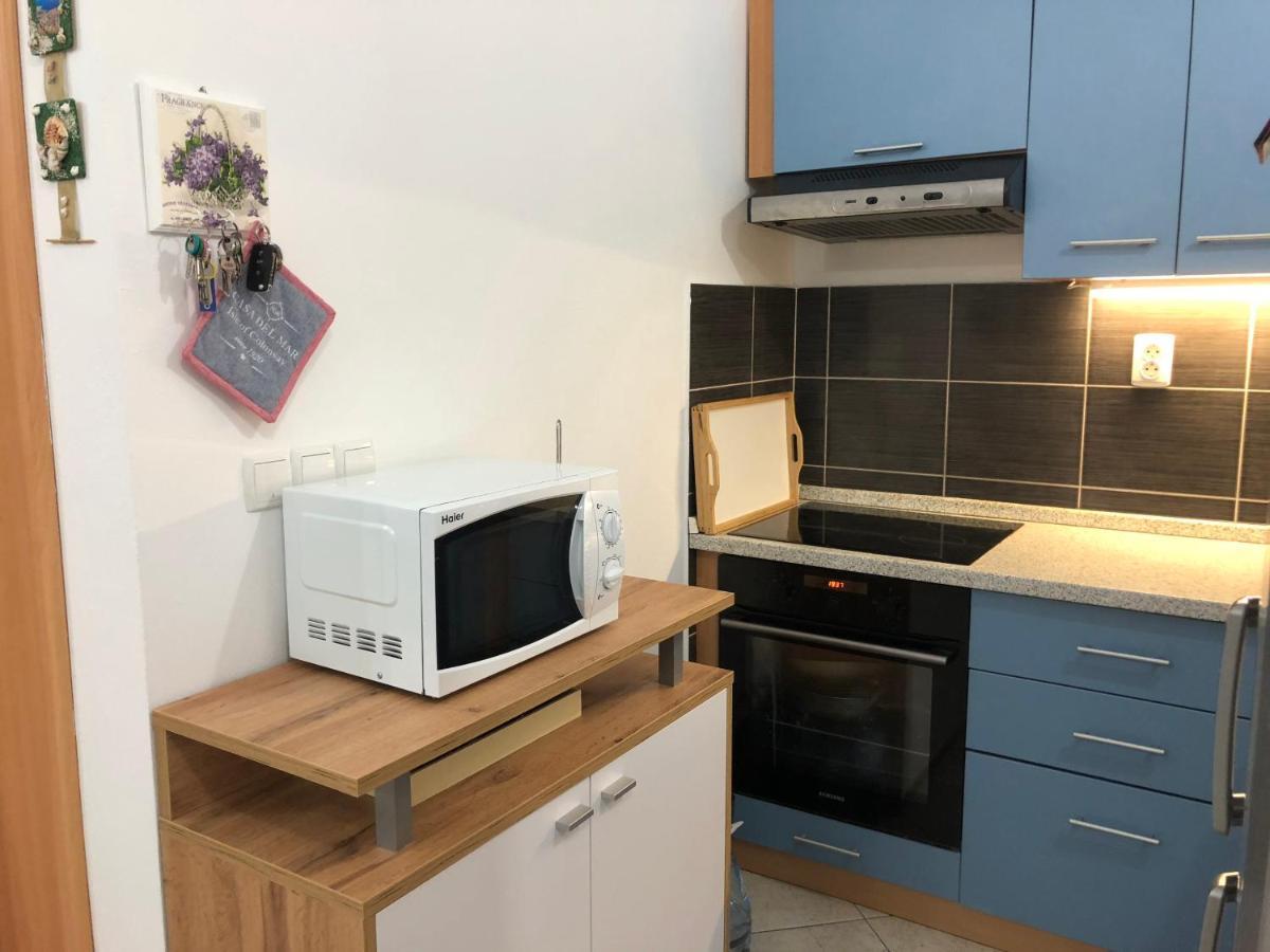 Apartman Luka Vir Apartment Ngoại thất bức ảnh