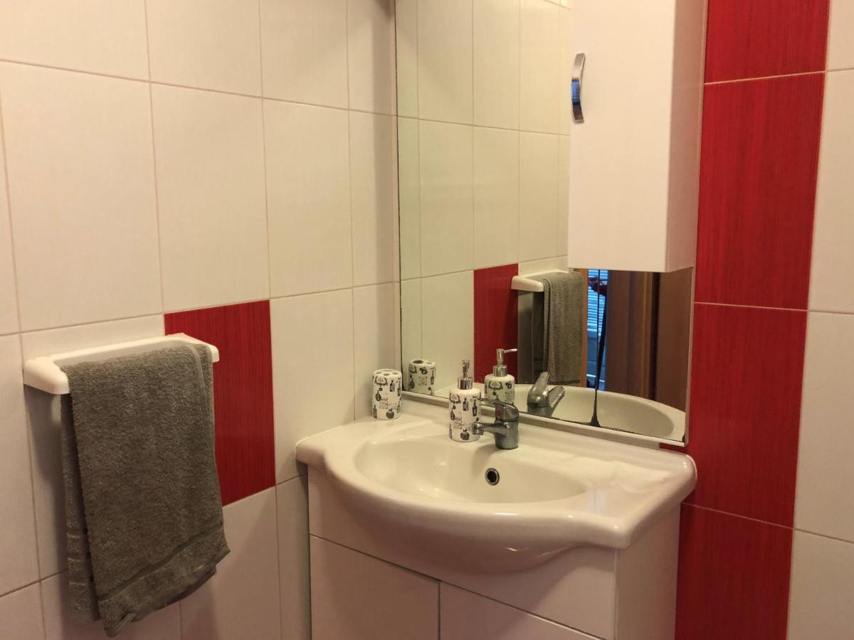 Apartman Luka Vir Apartment Ngoại thất bức ảnh